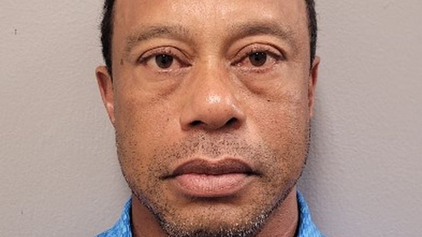 Nach Funkstille: Tiger Woods ehrt Vater am Memorial Day