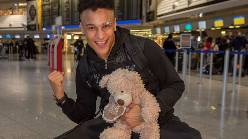 Prince Damien am Frankfurter Flughafen