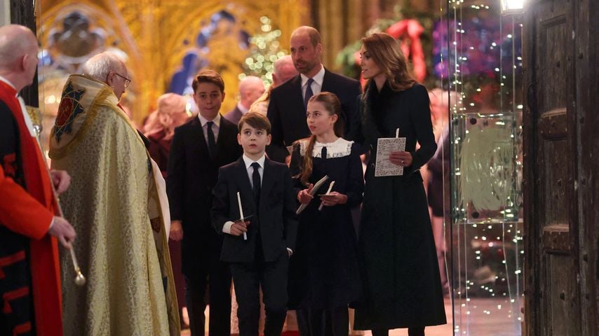 Beim Weihnachtskonzert: Prinz William und Familie strahlen