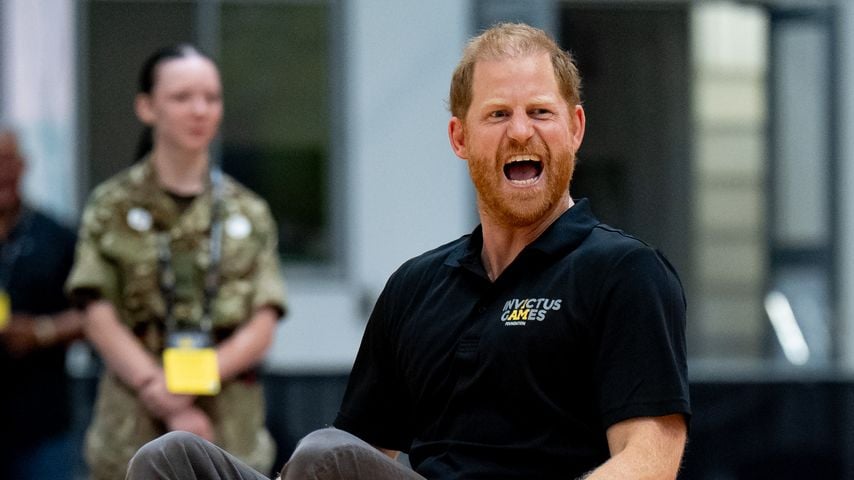 Prince Harry spielt Rollstuhlrugby beim Invictus "1 Year To Go" Event in Birmingham