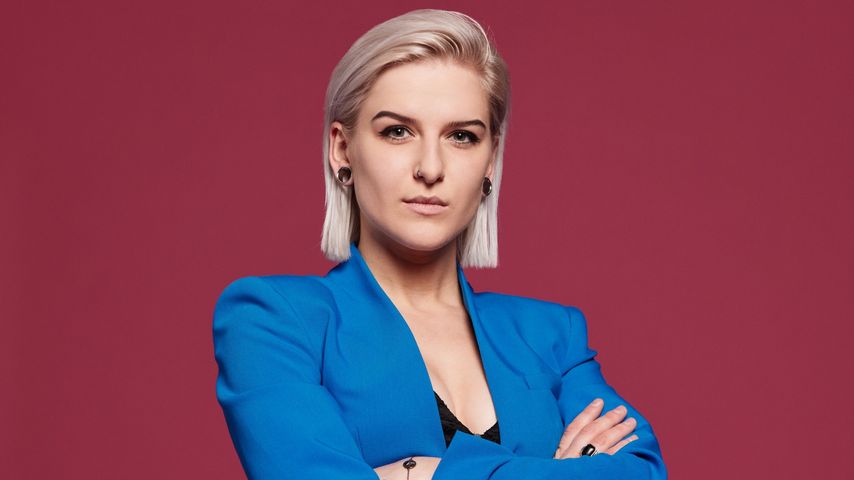 Schon wieder! Ein "Princess Charming"-Girl geht freiwillig