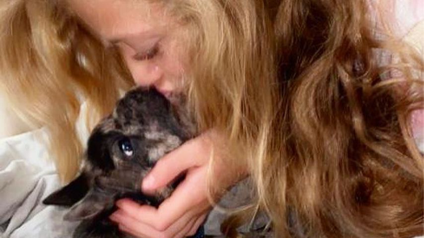 Princess Tiaamii und ihr Hund Rolo, Juli 2020