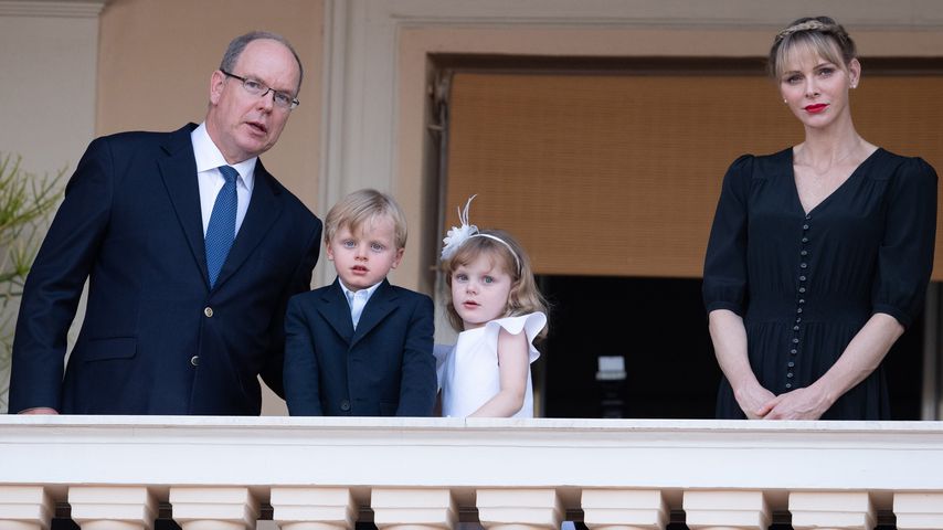 Prinz Albert II., sein Sohn Jacques, seine Tochter Gabriella und seine Frau Charlène in Monaco 2020