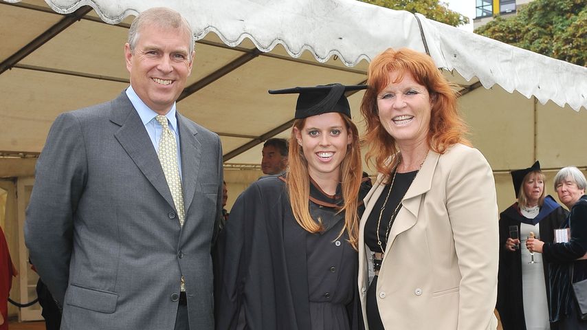 Prinz Andrew, Prinzessin Beatrice und Sarah Ferguson, 2011