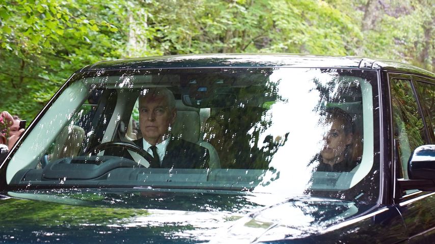 Prinz Andrew und Prinzessin Eugenie im September 2022 in Balmoral