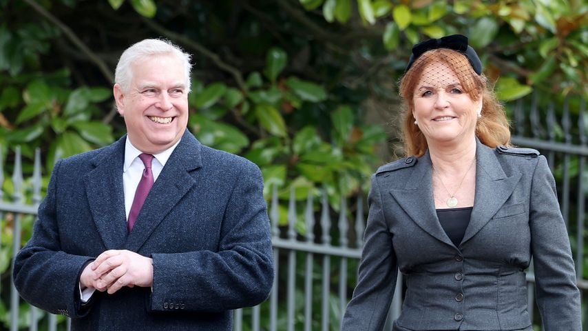So reichlich beschenken Prinz Andrew und Sarah ihren Enkel!
