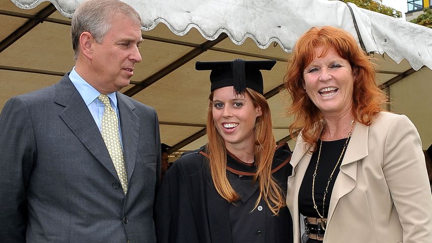 Prinz Andrew und Sarah Ferguson mit ihrer Tochter Beatrice, 2011