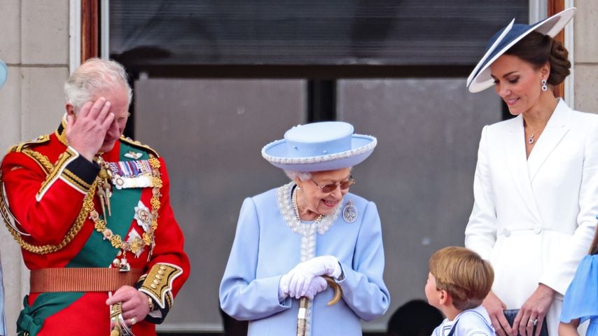Prinz Charles, die Queen, Prinz Louis und Herzogin Kate bei Trooping the Colour
