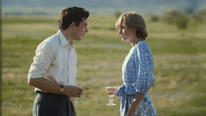 Prinz Charles (Josh O'Connor) und Prinzessin Diana (Emma Corrin) in "The Crown"