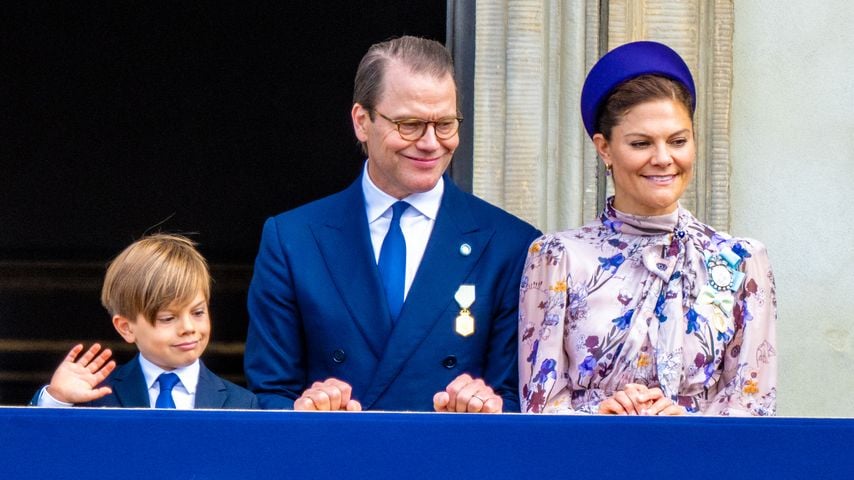 Prinz Daniel und Prinzessin Victoria von Schweden mit ihrem Sohn Oscar