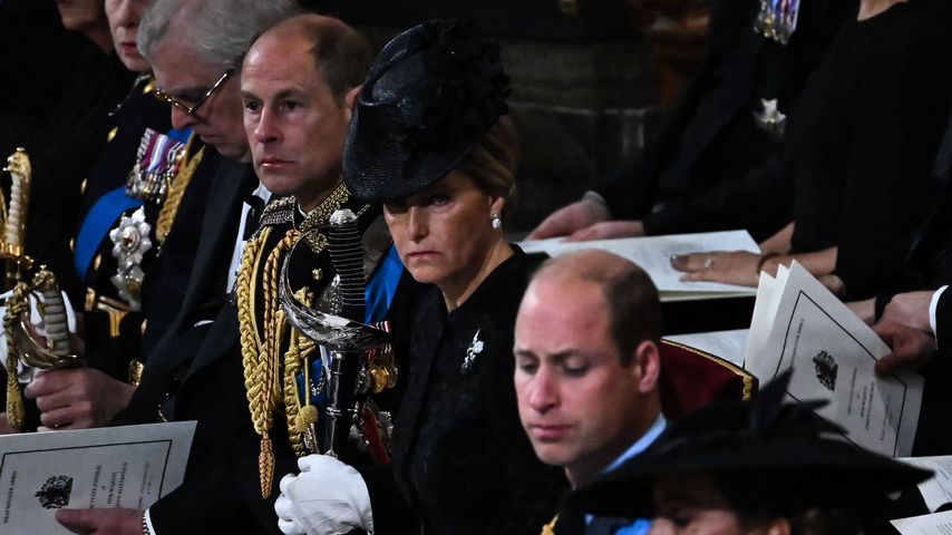 Den Tränen nah: Prinz Edward und Sophie bei Queen-Beerdigung