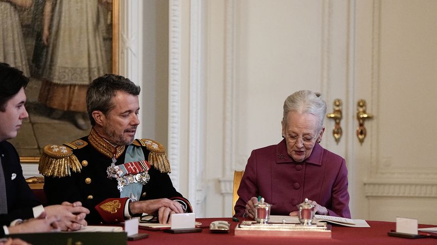 Prinz Frederik und Königin Margrethe bei Frederiks Krönung 2024