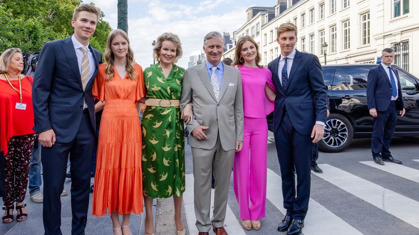 Königin Mathilde und König Philippe mit ihren Kindern Gabriel, Eléonore,  Elisabeth und Emmanuel