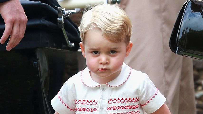 Prinz George bei Prinzessin Charlottes Taufe, 2015