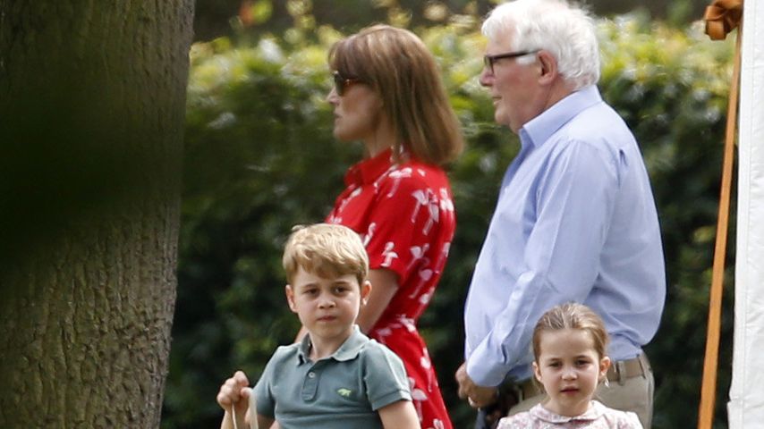 Prinz George und Prinzessin Charlotte mit Oma Carole Middleton