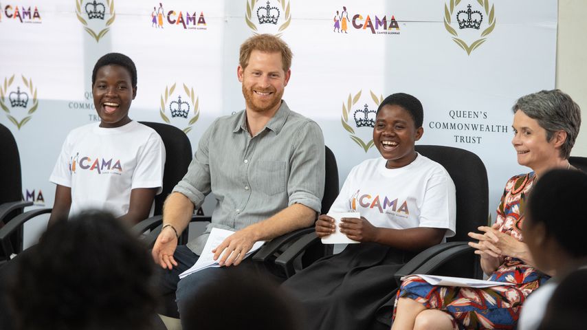 Prinz Harry bei seinem Besuch einer Schule in Malawi