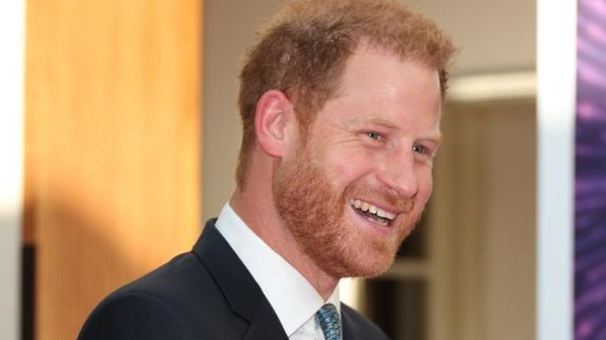 Megahappy! Prinz Harry kommt bei den WellChild Awards an