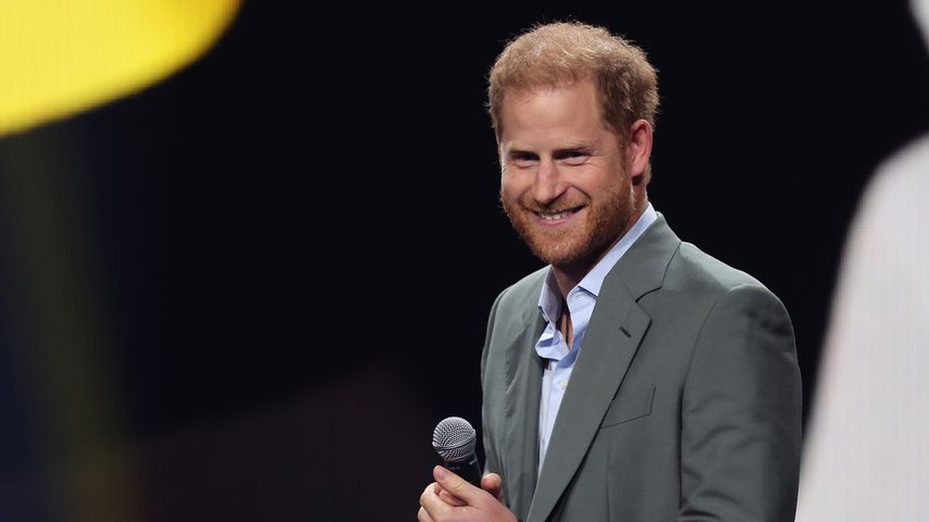 Prinz Harrys Freunde suchen für ihn Bleibe in der Heimat