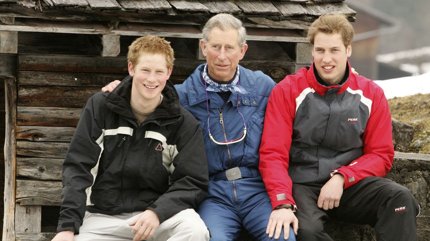 Prinz Charles mit seinen Kindern Prinz Harry und Prinz William im Jahr 2005