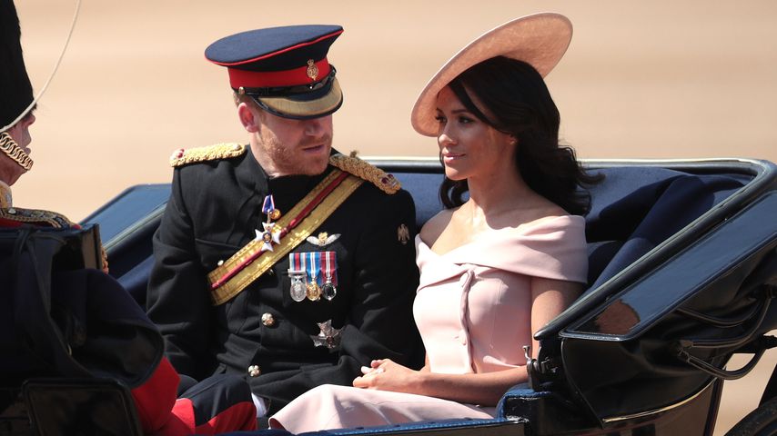 Nervöse Meghan: Das sagte Prinz Harry auf Balkon zu ihr!
