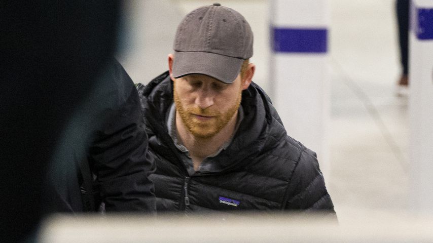 Prinz Harry am Bahnhof Edinburgh Waverley im Februar 2020