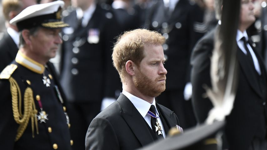 Prinz Harry beim Trauerzug der Queen