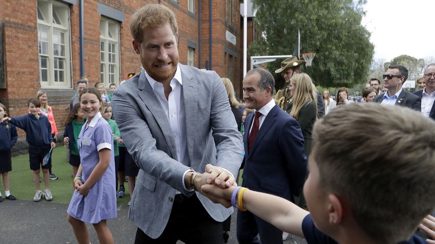 Hochzeitsring abgelegt? Prinz Harry trägt ominösen Klunker