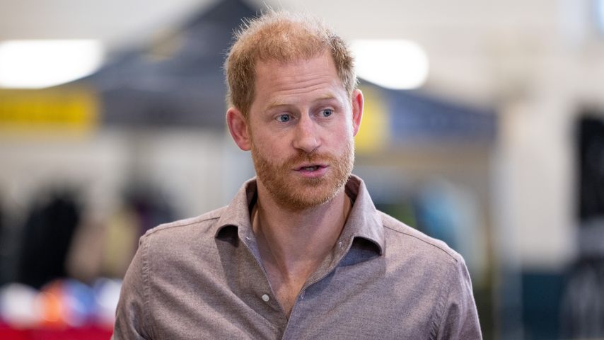 Dieser Royal gab Prinz Harry ein "kaltblütiges" Geschenk