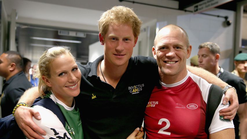 Prinz Harry mit seiner Cousine Zara Tindall und deren Mann Mike