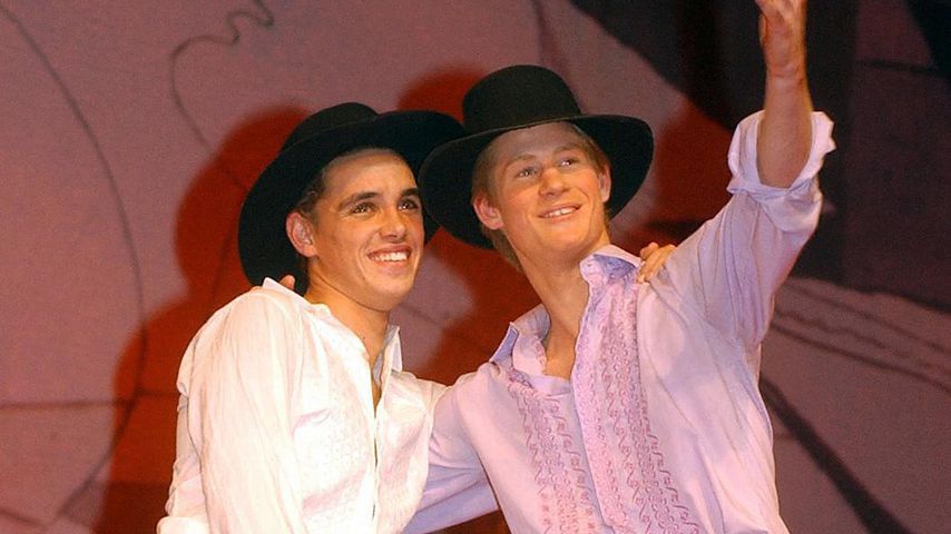 Prinz Harry und ein Schulkollege im Wahlfach Schauspiel am Eton College, 2003