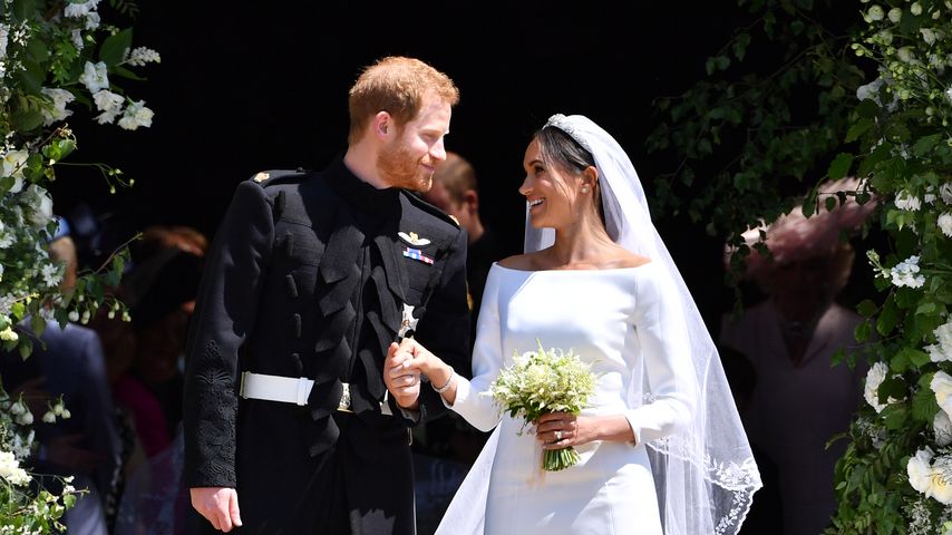 Sorge der Queen: War Prinz Harry etwa zu verliebt in Meghan?