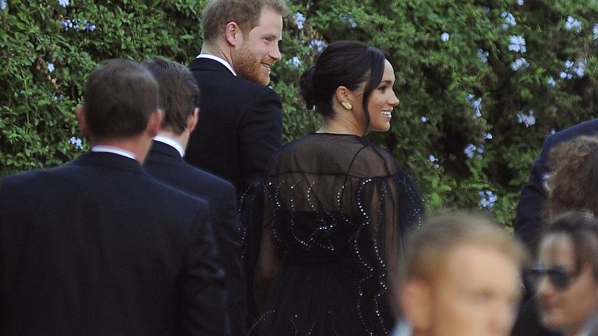 So teuer war Meghans Tüll-Kleid für Misha Nonoos Hochzeit