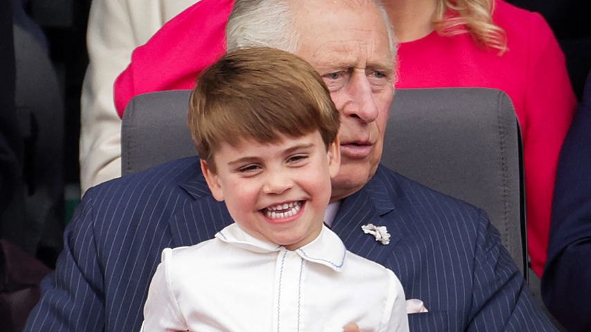 Prinz Louis auf König Charles' Schoß