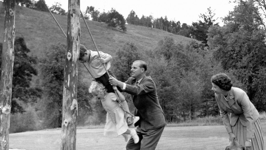 Mit Bild aus Kindheit: Prinz Charles gedenkt seines Vaters
