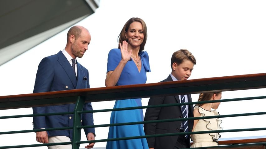 Prinz William, Catherine, Prinzessin von Wales, mit Prinz George und Prinzessin Charlotte bei den Wimbledon Championships 2025