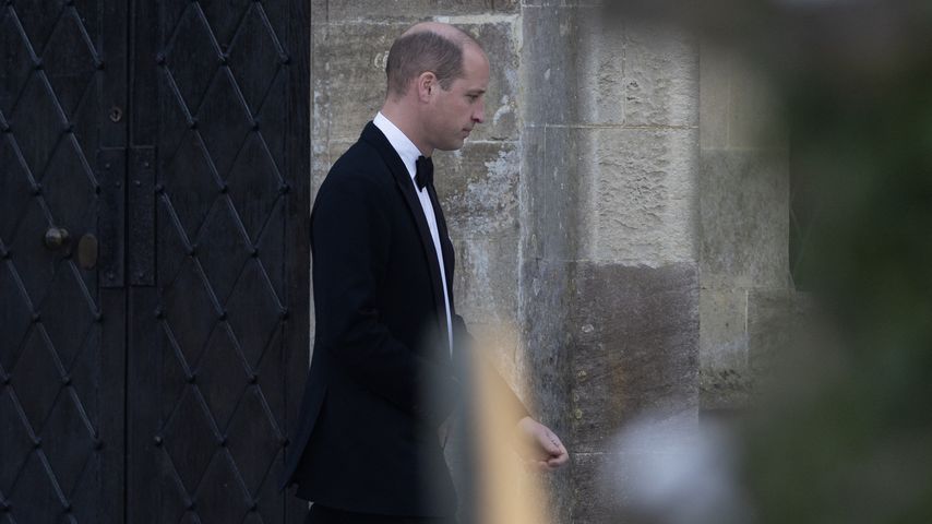 Lächelt Prinz William hier den Ärger mit seinem Bruder weg?