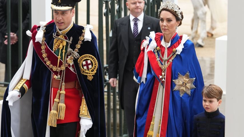 Prinz William, Herzogin Kate und Prinz Louis am Krönungstag von König Charles III., Mai 2025
