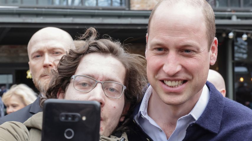 Prinz William mit einem Fan in Polen, März 2023