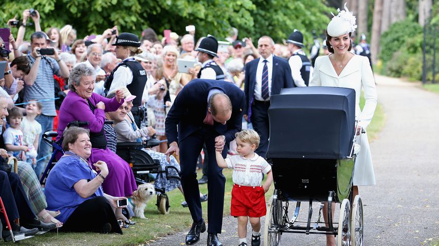 Prinz William, Prinz George und Herzogin Kate im Juli 2015 in King's Lynn