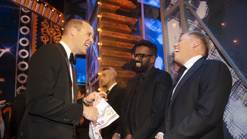Prinz William, Romesh Ranganathan und Rob Beckett bei der Royal Variety Show