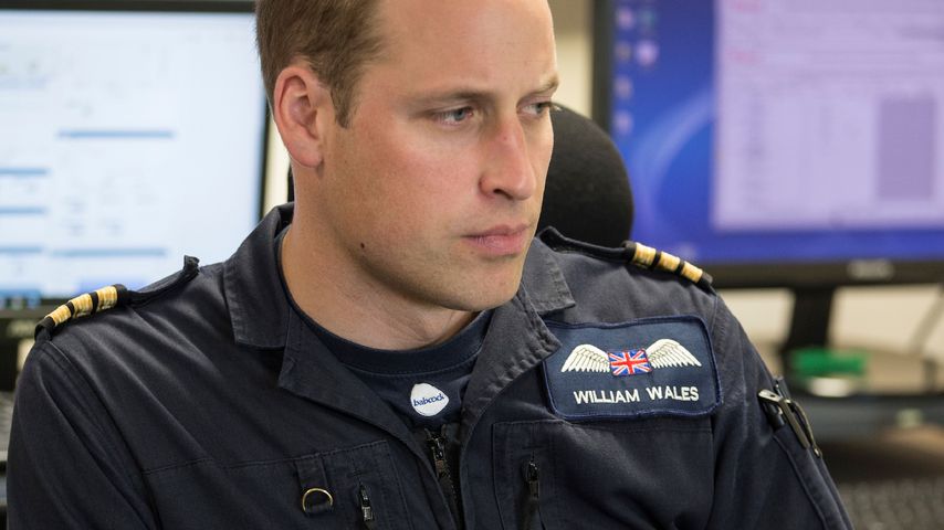 Prinz William im Büro der East Anglian Air Ambulance im Juli 2017