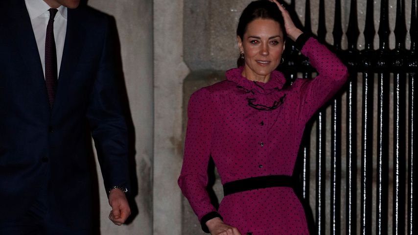 Altbacken? Herzogin Kate in hochgeschlossenem Vintage-Kleid