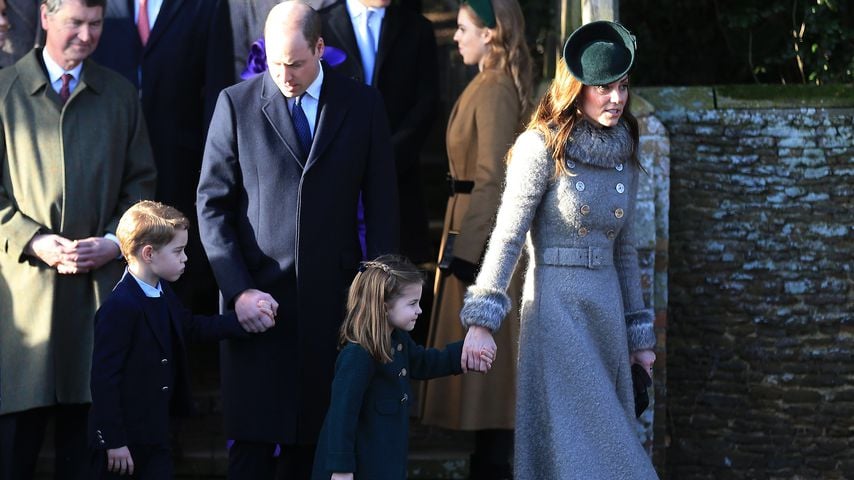Prinz William und Herzogin Kate mit ihren Kindern George und Charlotte im Dezember 2019