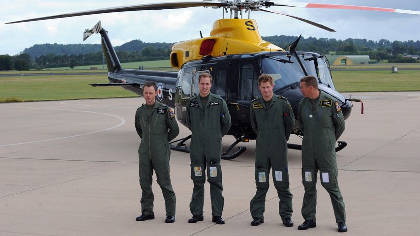 Prinz William und Prinz Harry bei der Royal Air Force im Jahr 2009