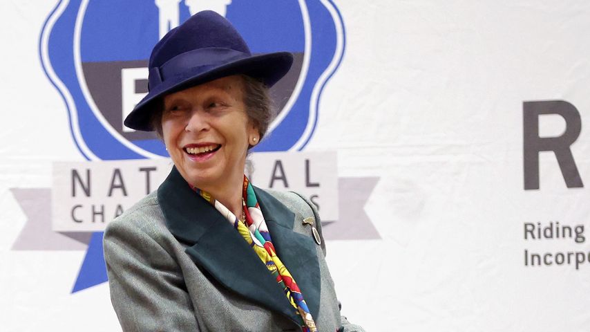 Nach Absagen: Prinzessin Anne nimmt königlichen Termin wahr!