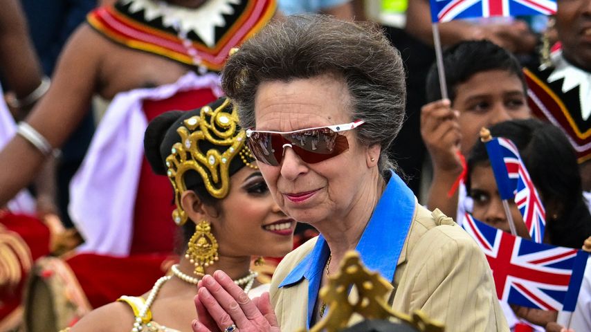 Ziemlich unroyal: Prinzessin Anne barfuß bei Staatsbesuch!