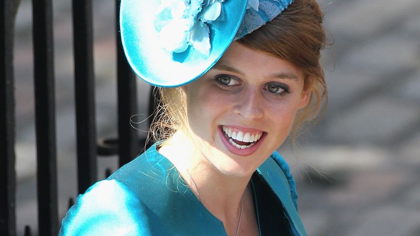 Prinzessin Beatrice auf einer Hochzeit in Edinburgh im Juli 2011