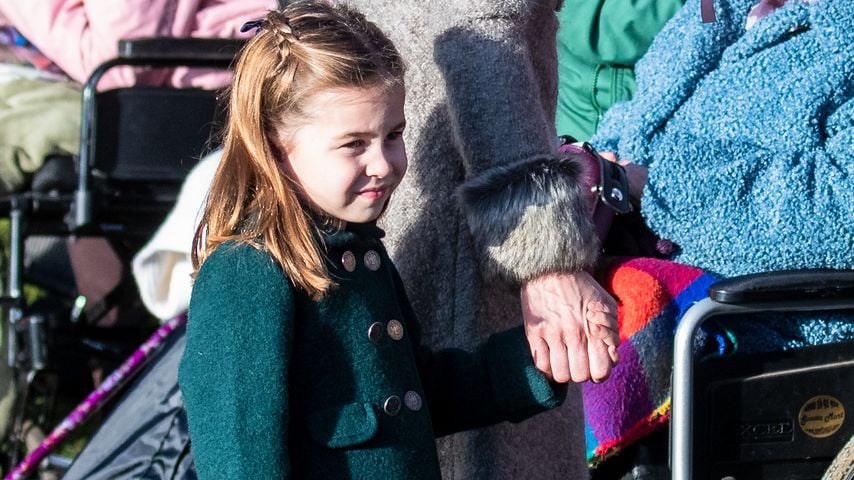 Princess Charming: Charlotte bezaubert bei Weihnachtsmesse