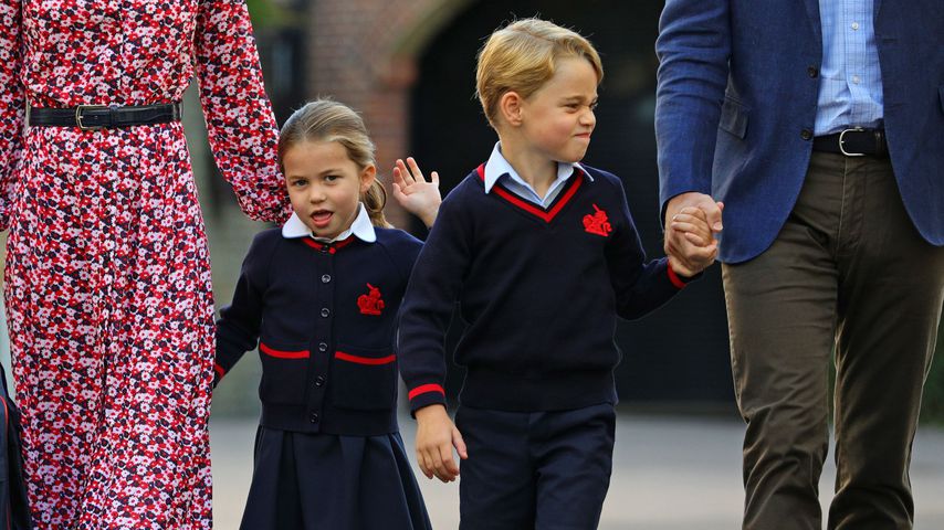 Prinzessin Charlotte und Prinz George mit Mama Kate und Papa William in London