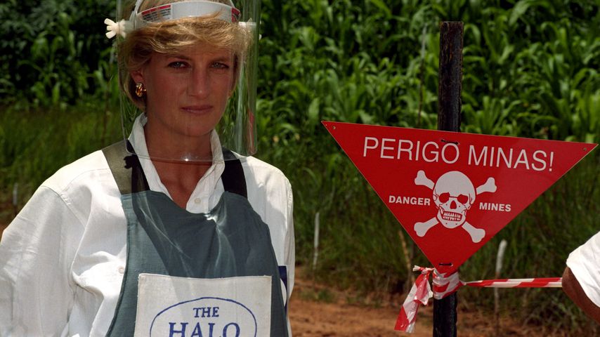 Prinzessin Diana in Angola 1997